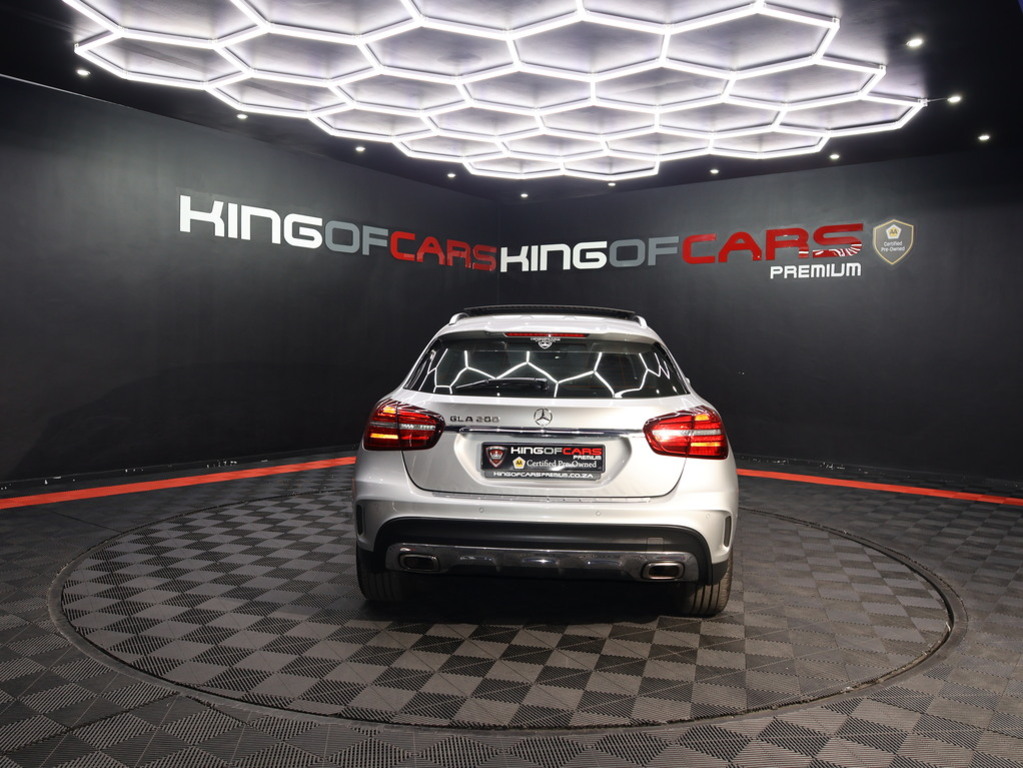 2018 Mercedes-Benz GLA GLA200 auto — image 8