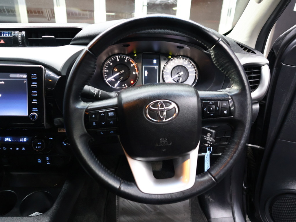 2022 Toyota Hilux Double Cab 2.8GD6 4X4 Raider AT — image 13
