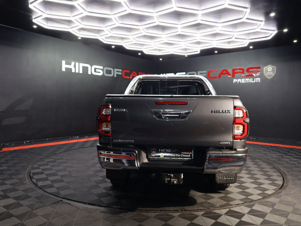 2022 Toyota Hilux Double Cab 2.8GD6 4X4 Raider AT — image 5