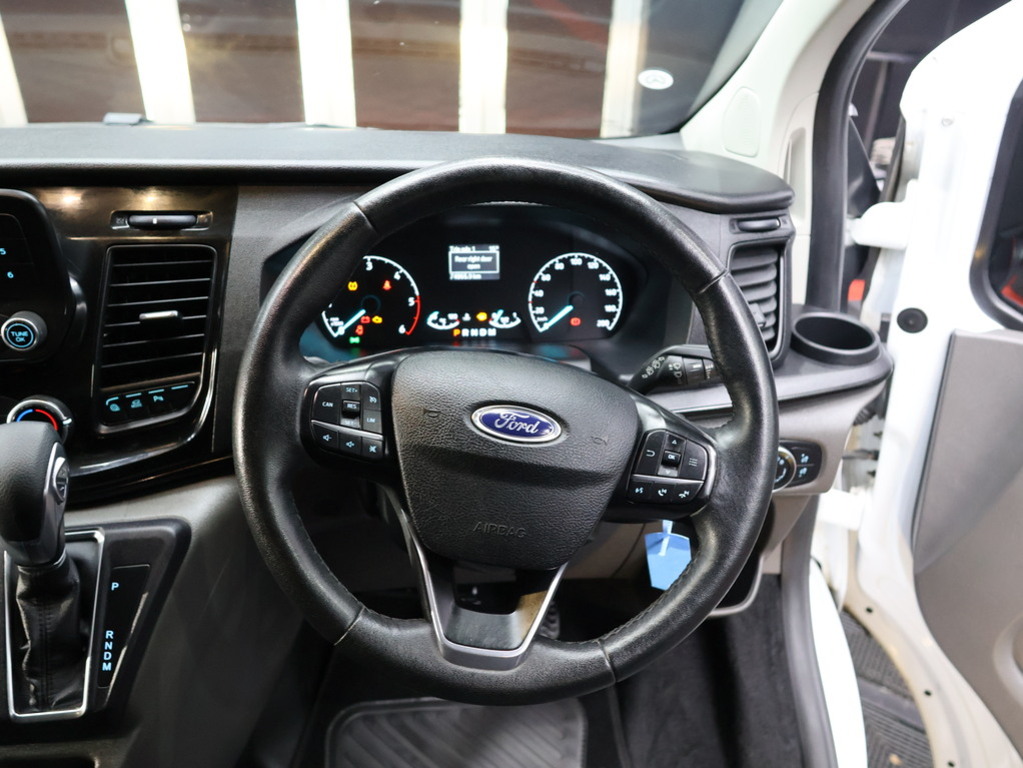 2021 Ford Tourneo Custom Custom 2.0TDCi Trend A/T (96KW) — image 11