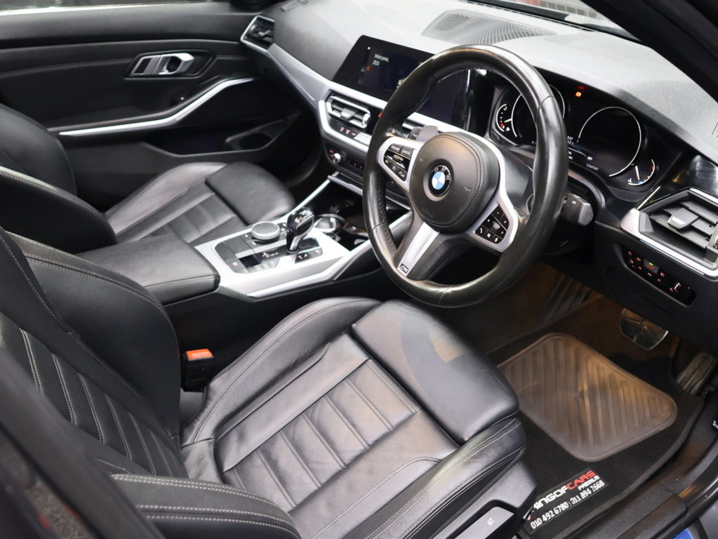 2019 BMW 3 Series 330i M SPORT LAUNCH EDITION A/T (G20) — image 10