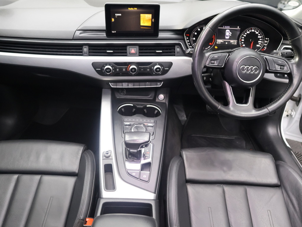 2018 Audi A4 1.4T FSI SPORT STRONIC (B9) (35 TFSI) — image 9
