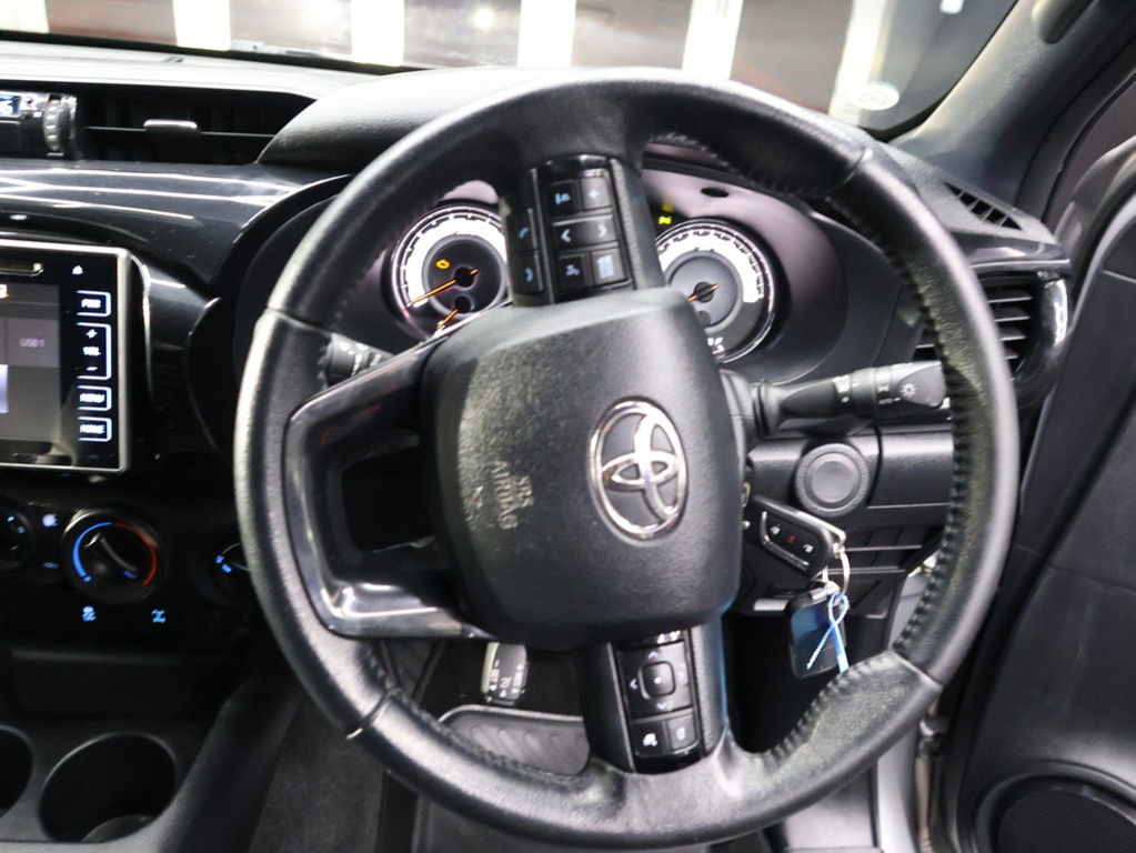2019 Toyota Hilux Xtra Cab 2.8GD-6 Xtra cab 4x4 Raider auto — image 11