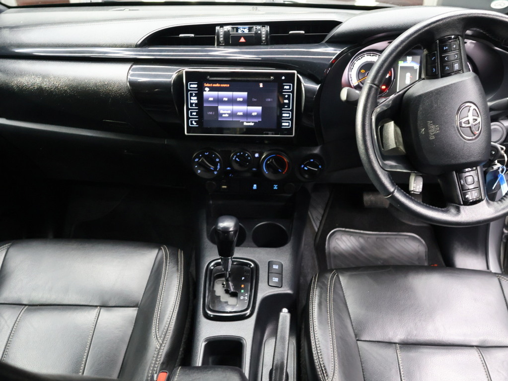 2019 Toyota Hilux Xtra Cab 2.8GD-6 Xtra cab 4x4 Raider auto — image 9