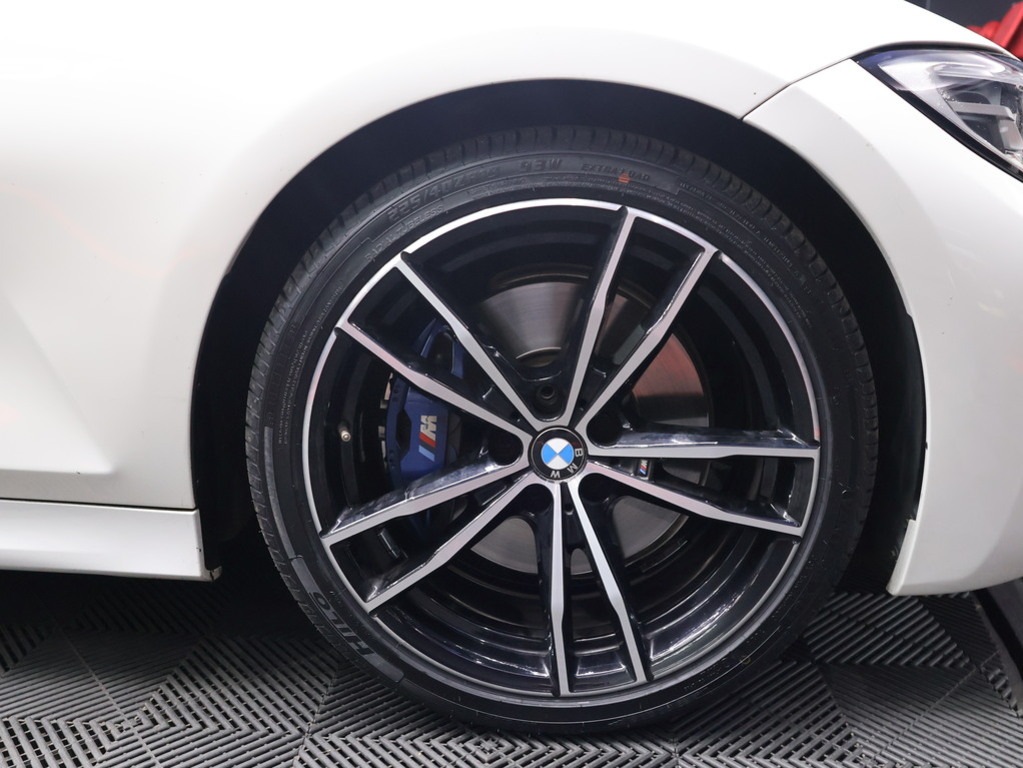 2019 BMW 3 Series 330i M SPORT LAUNCH EDITION A/T (G20) — image 13