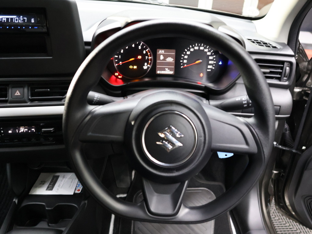 2026 Suzuki Swift 1.2 GL MT — image 11