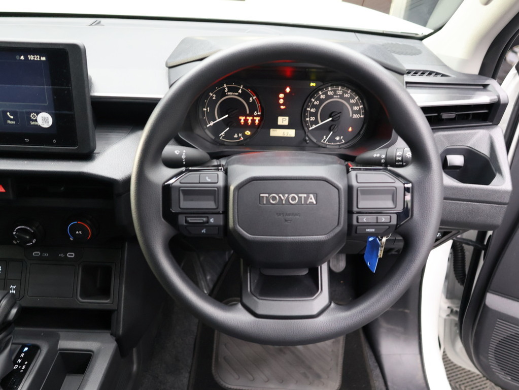 2026 Toyota Hilux Double Cab 2.8 GD-6 RB SRX 6AT — image 11