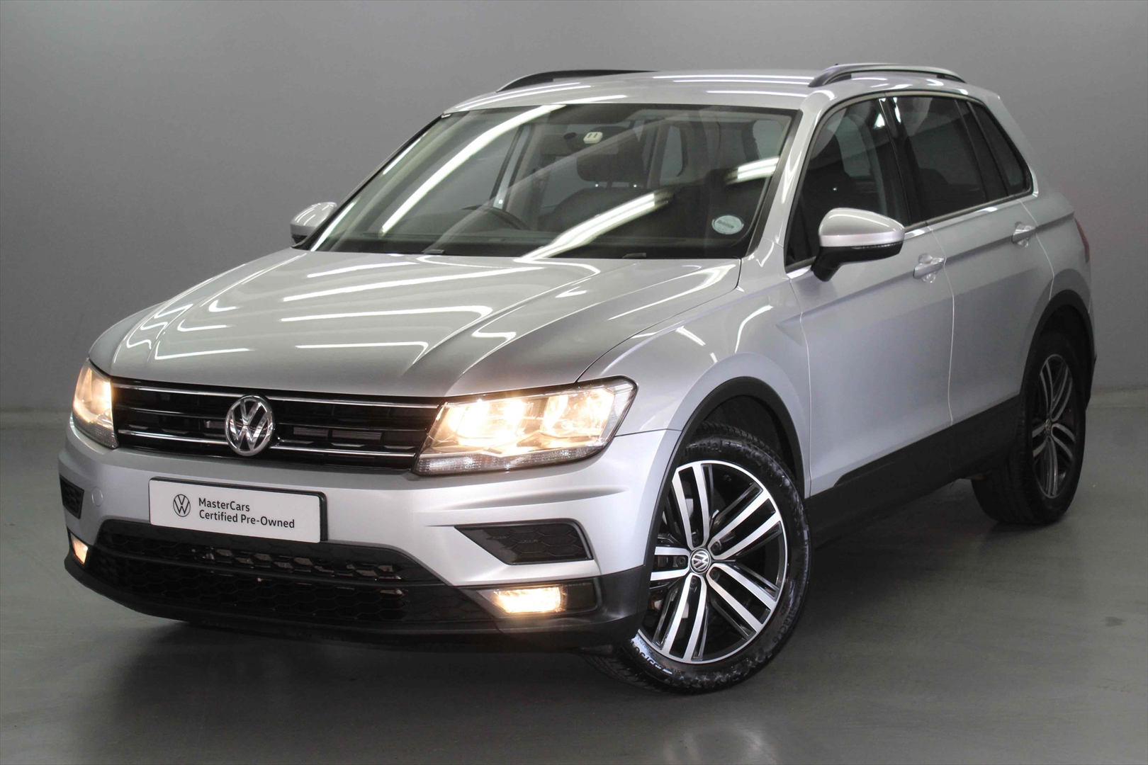 2020 Volkswagen Tiguan  - U0071085