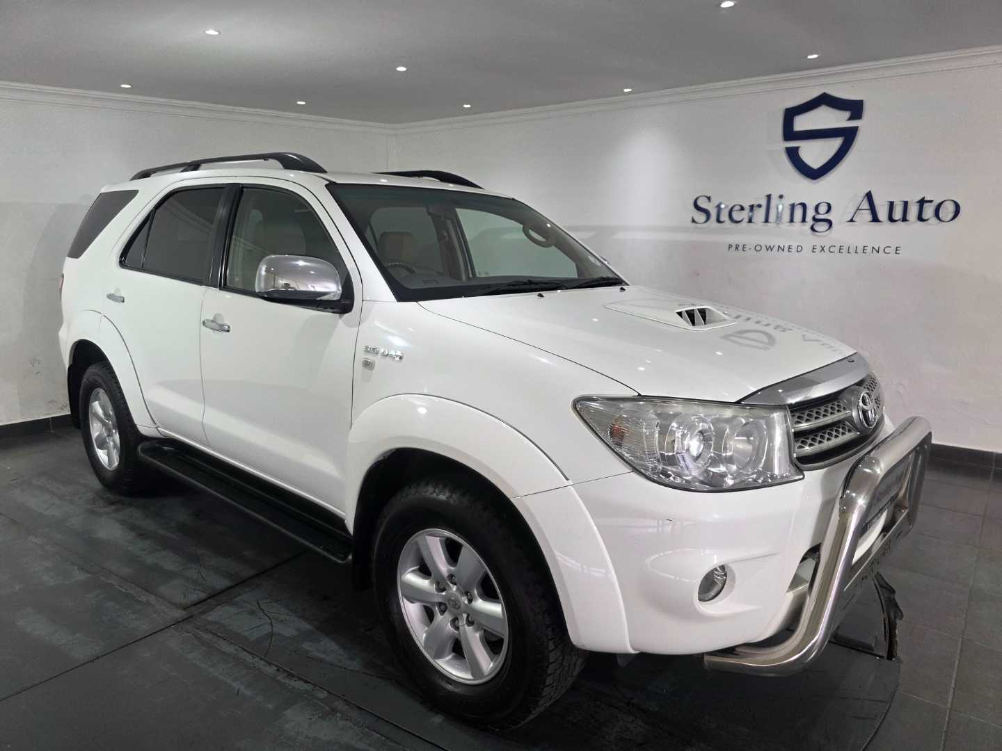 Toyota Fortuner 3.0D-4D R/B A/T