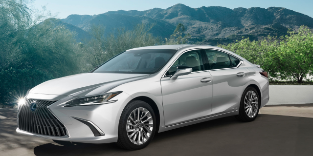 Lexus ES Range