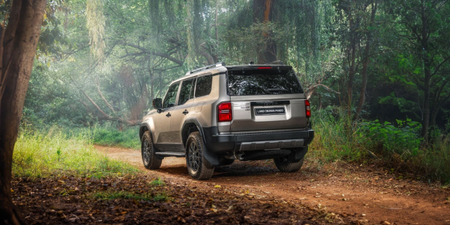 New Toyota Vehicles | MMG Toyota Ladysmith - Land-Cruiser-Prado_1035